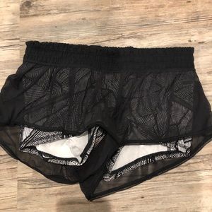 Lululemon Short Squat Strong Shorts